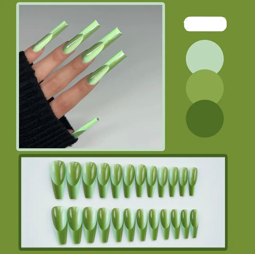 Press On Nails: Anthonia Green