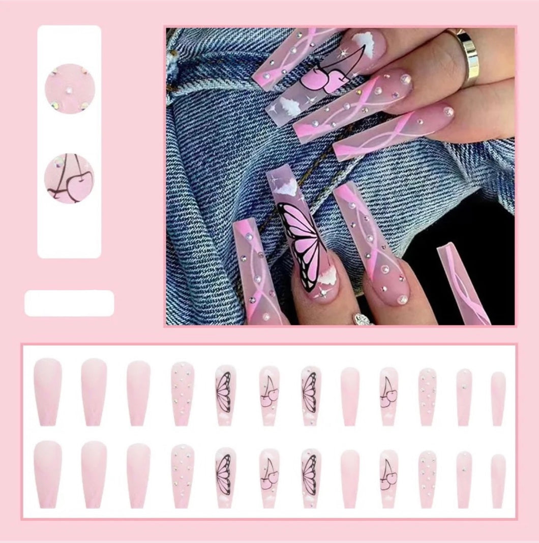 Press On Nails: Paige
